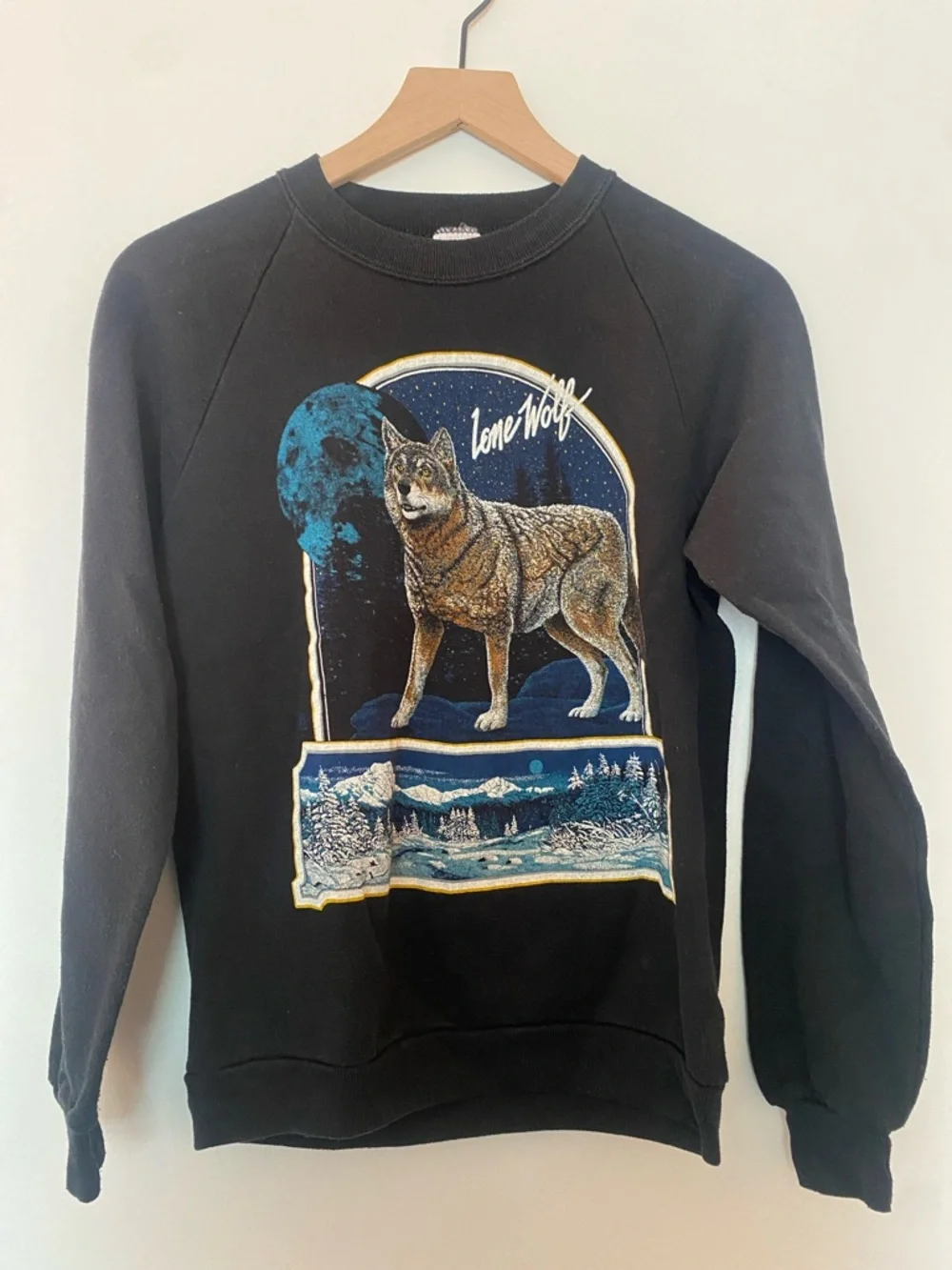 Vintage Jerzees Black Lone Wolf Graphic Crewneck Sweatshirt